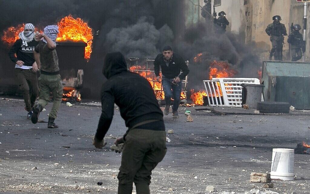 Palestinian wounded by Israeli fire in Jenin clash