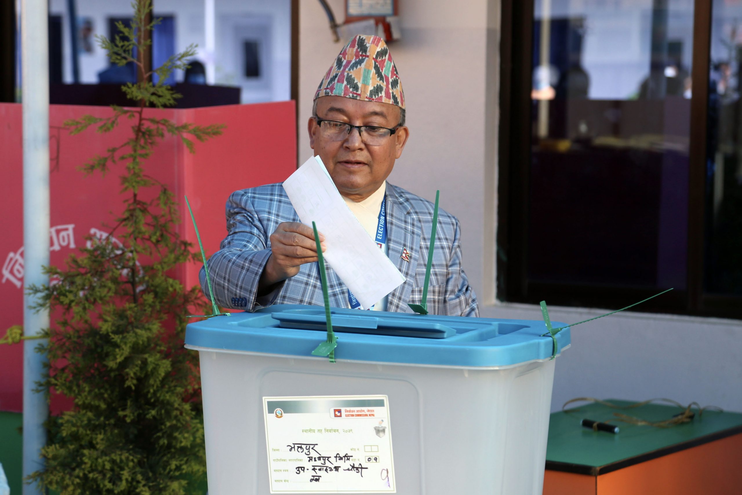 Chief Election Commissioner Thapaliya cast his vote