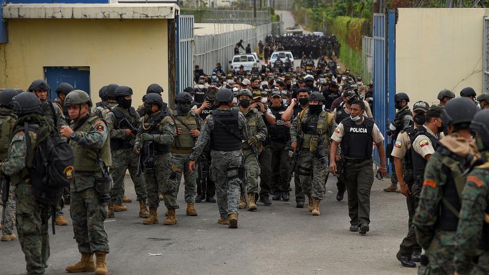 Ecuadorian police capture 200 escapees in wake of riot