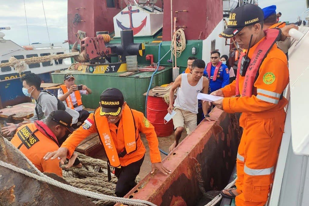31 rescued, 11 still missing after Indonesia ferry sinks