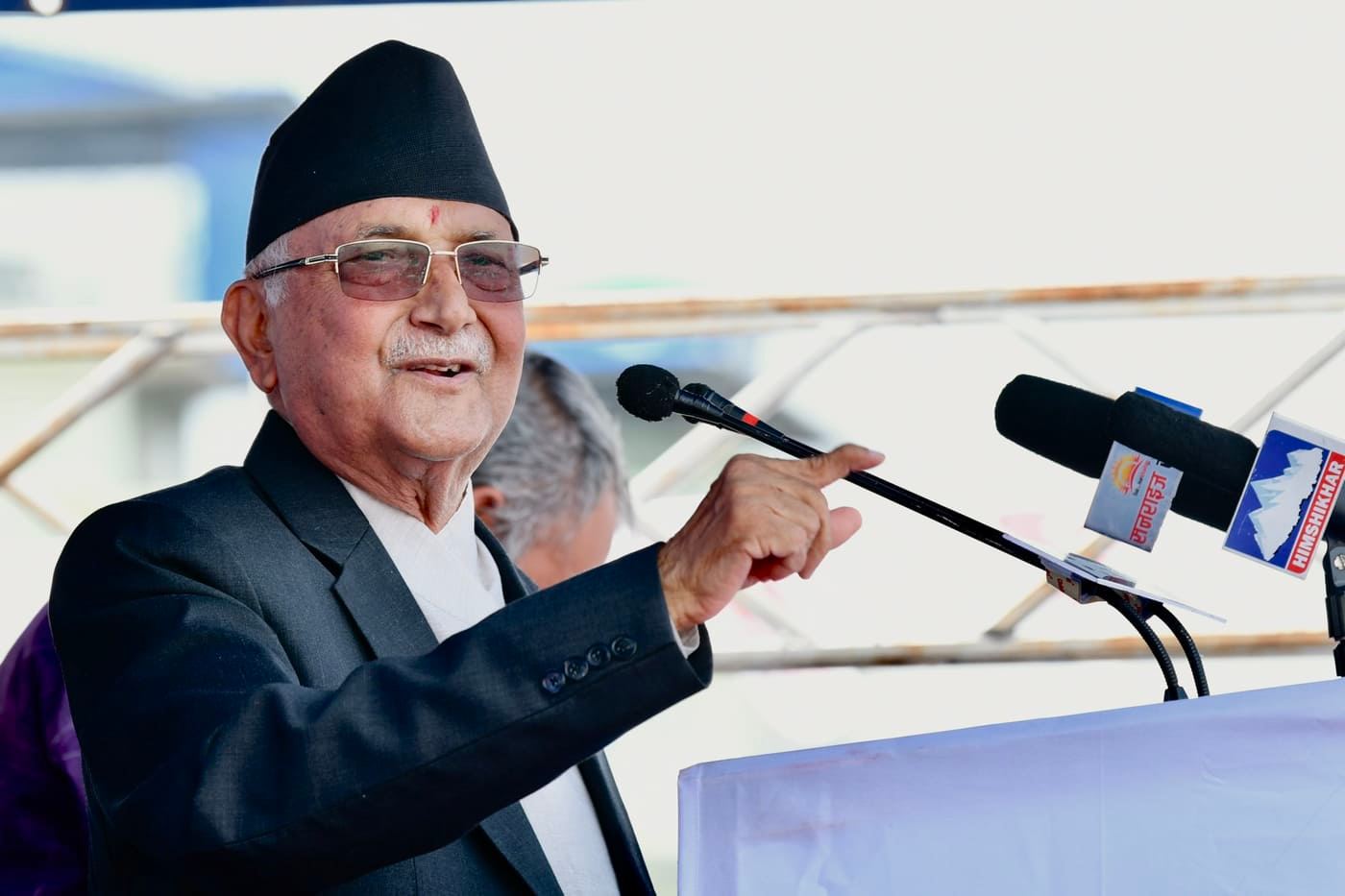 Time to form coalition govt: Chairperson Oli