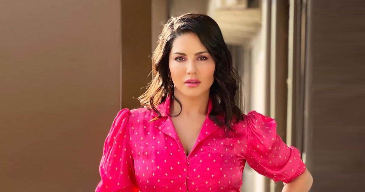 Sunny Leone’s steamy dance numbers often remind fans of Helen