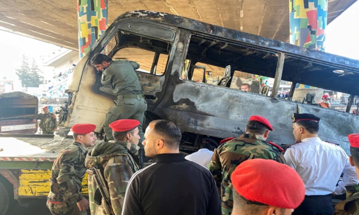 Bus attack kills 13 soldiers in northern Syria