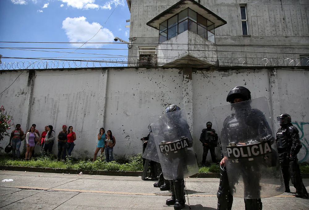 51 killed, 24 injured in Colombian prison riot fire