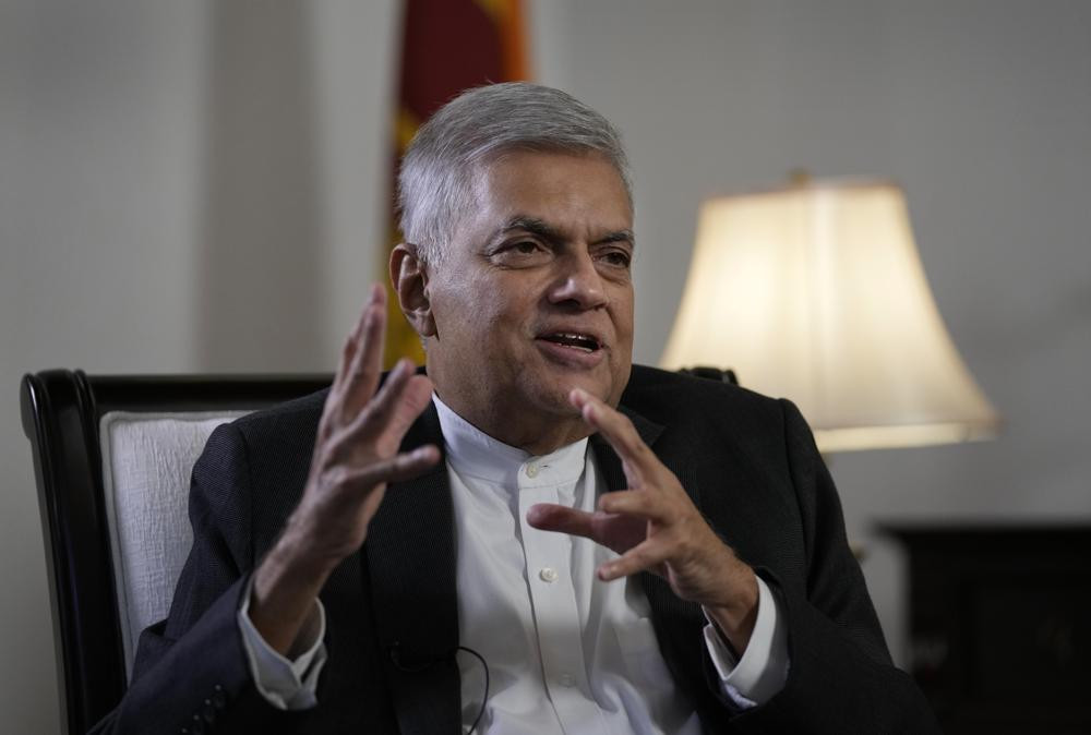 Sri Lanka PM Says Economy ‘Has Collapsed,’ Unable to Buy Oil