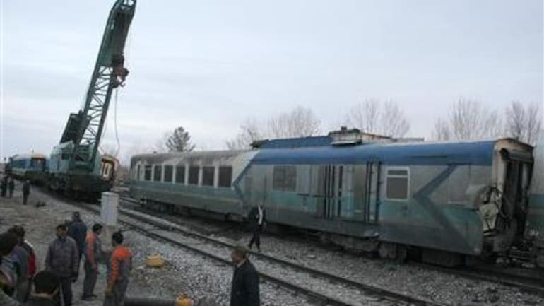 10 killed, 50 more injured in train derailment in Iran