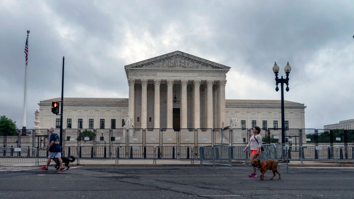 US Supreme Court says Americans have right to carry guns in public