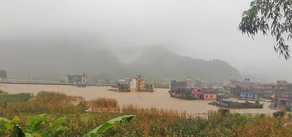 Heavy rains in Lumle and Jumlepati of Kaski, Urge to adopt high vigilance