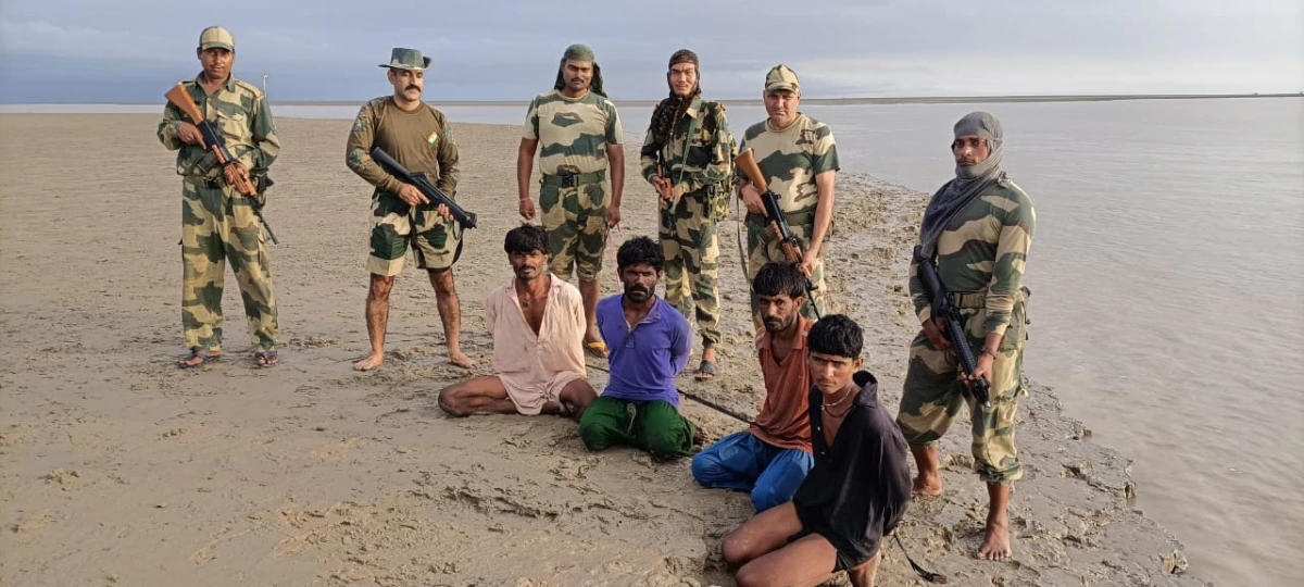 BSF officials apprehend four Pakistani fishermen, seize 10 boats in Kutch