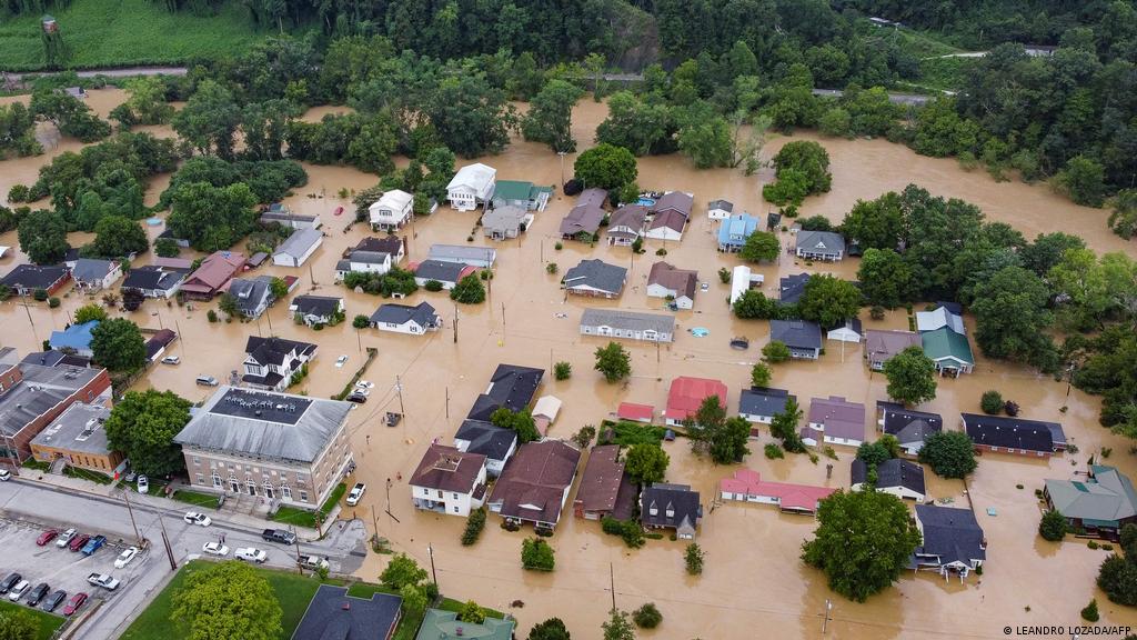 Death toll from U.S. Kentucky flood rises to 25