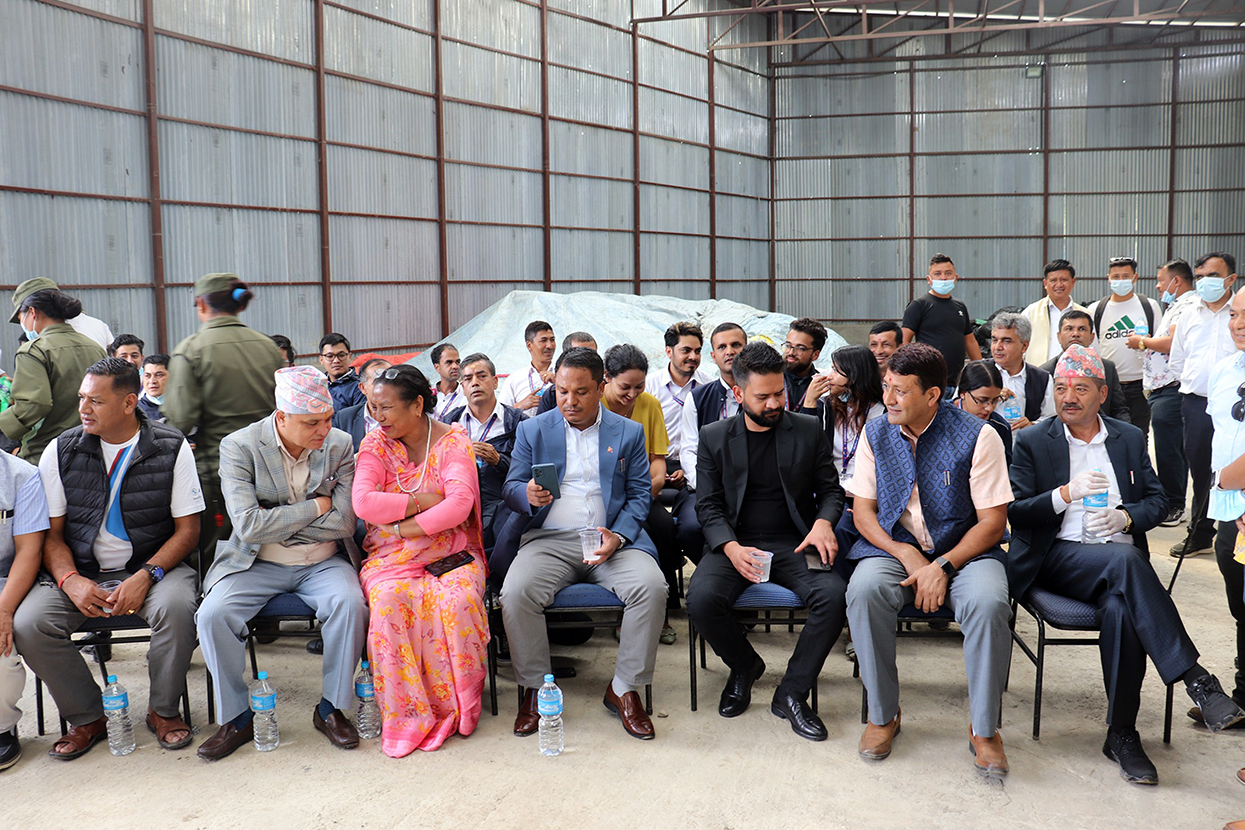 In Pics: Balen & other mayors paid a visit to Gokarneshwor’s waste incinerator machine