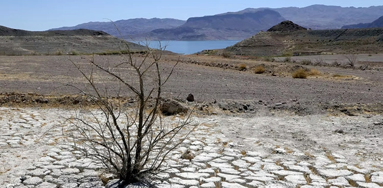 US cuts water supply for some states, Mexico as drought bites