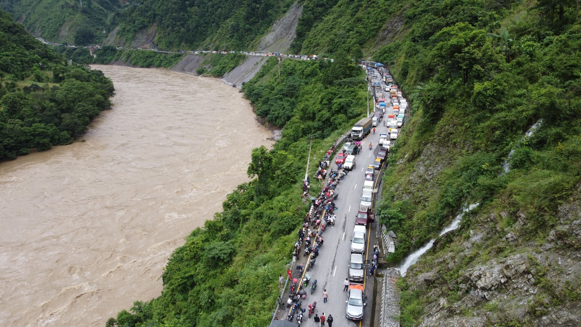 Narayangadh-Mugling road blocked again due to landslides