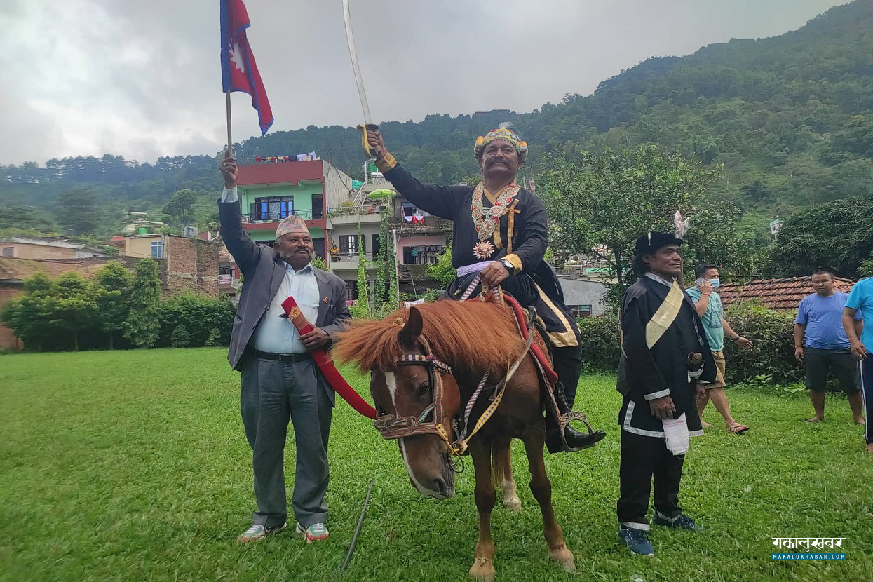 Selfie with “Prithvi Narayan Shah” in Gorkha Palace!