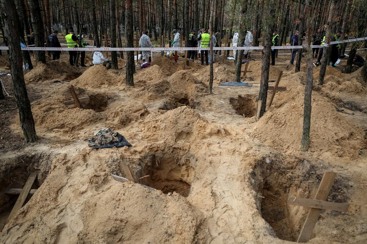 Near the Russian border, bodies still lie on the battlefield