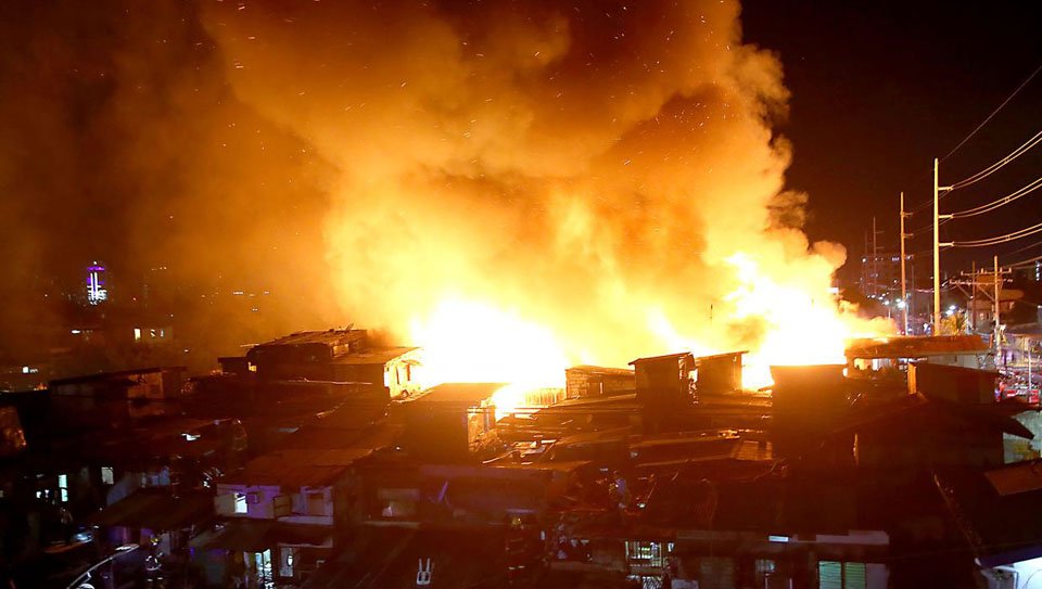 Fire in Sri Lankan capital destroys at least 80 houses