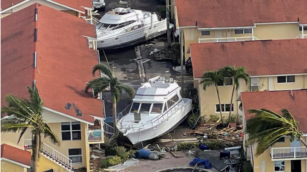 Hurricane Ian: Death toll rises as storm strengthens