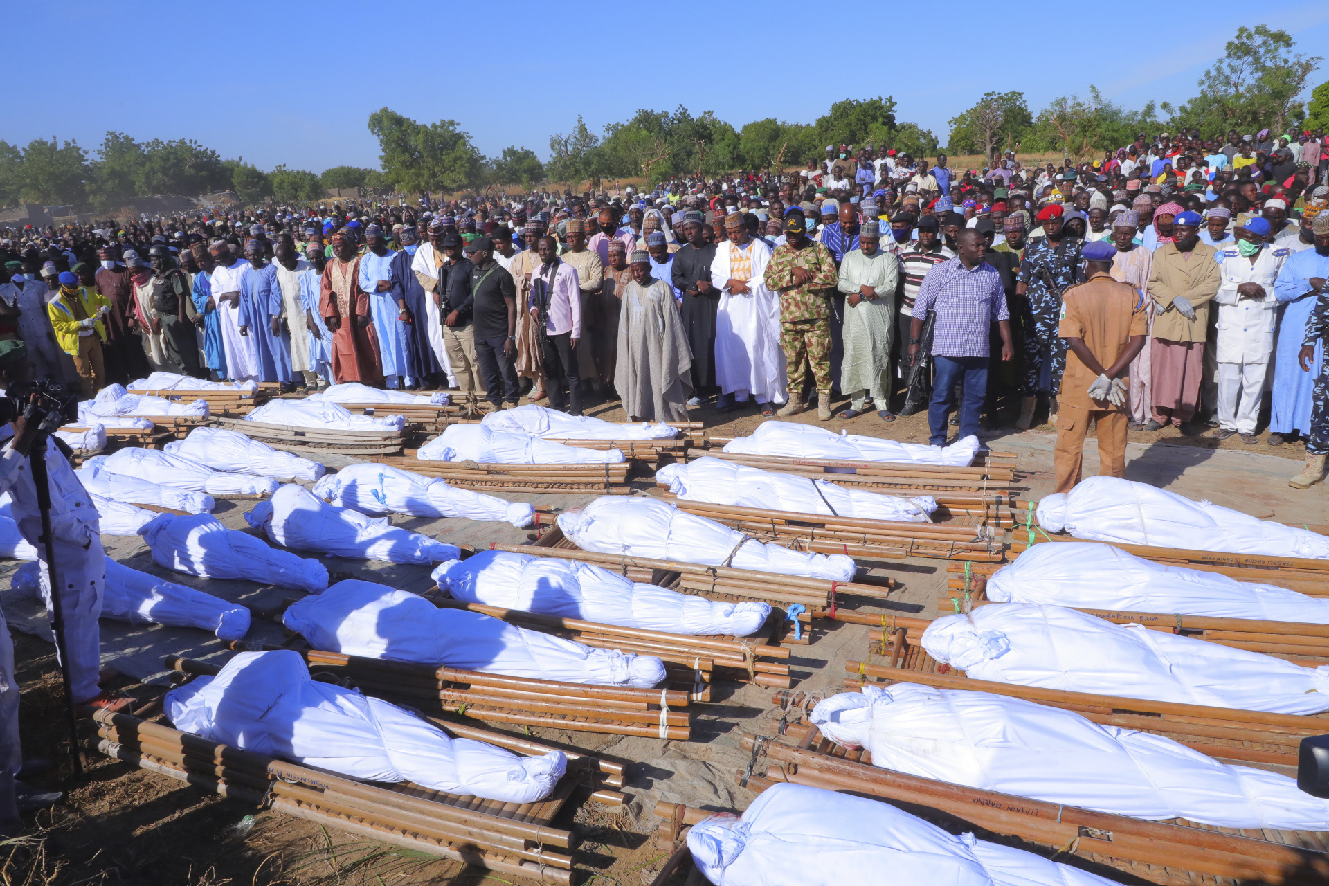 Suspected Jihadis Kill 11 Farmers in Niger