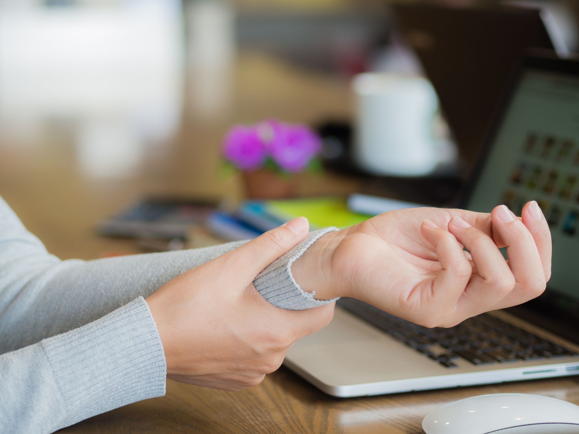 Typing Troubles: How to avoid wrist pain