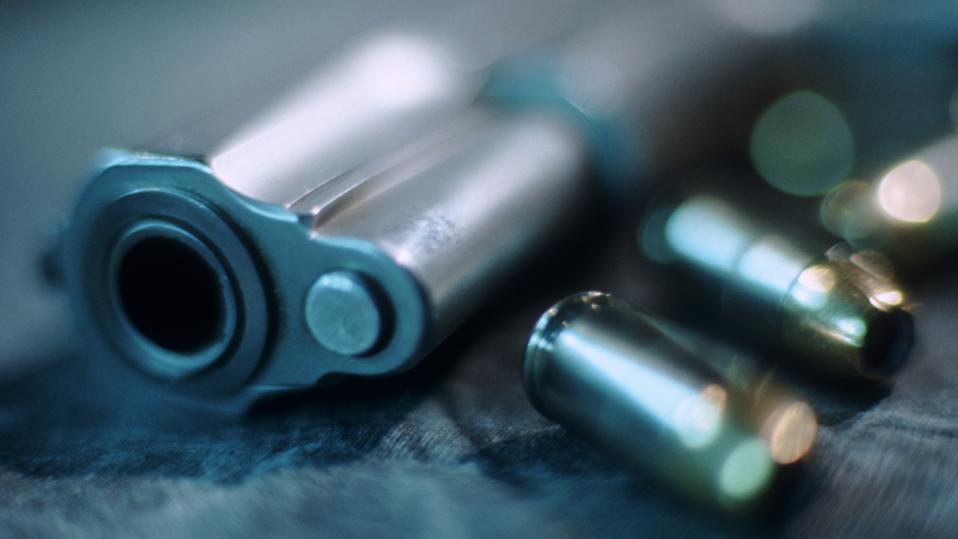 U.S. gun deaths hit record high: CDC