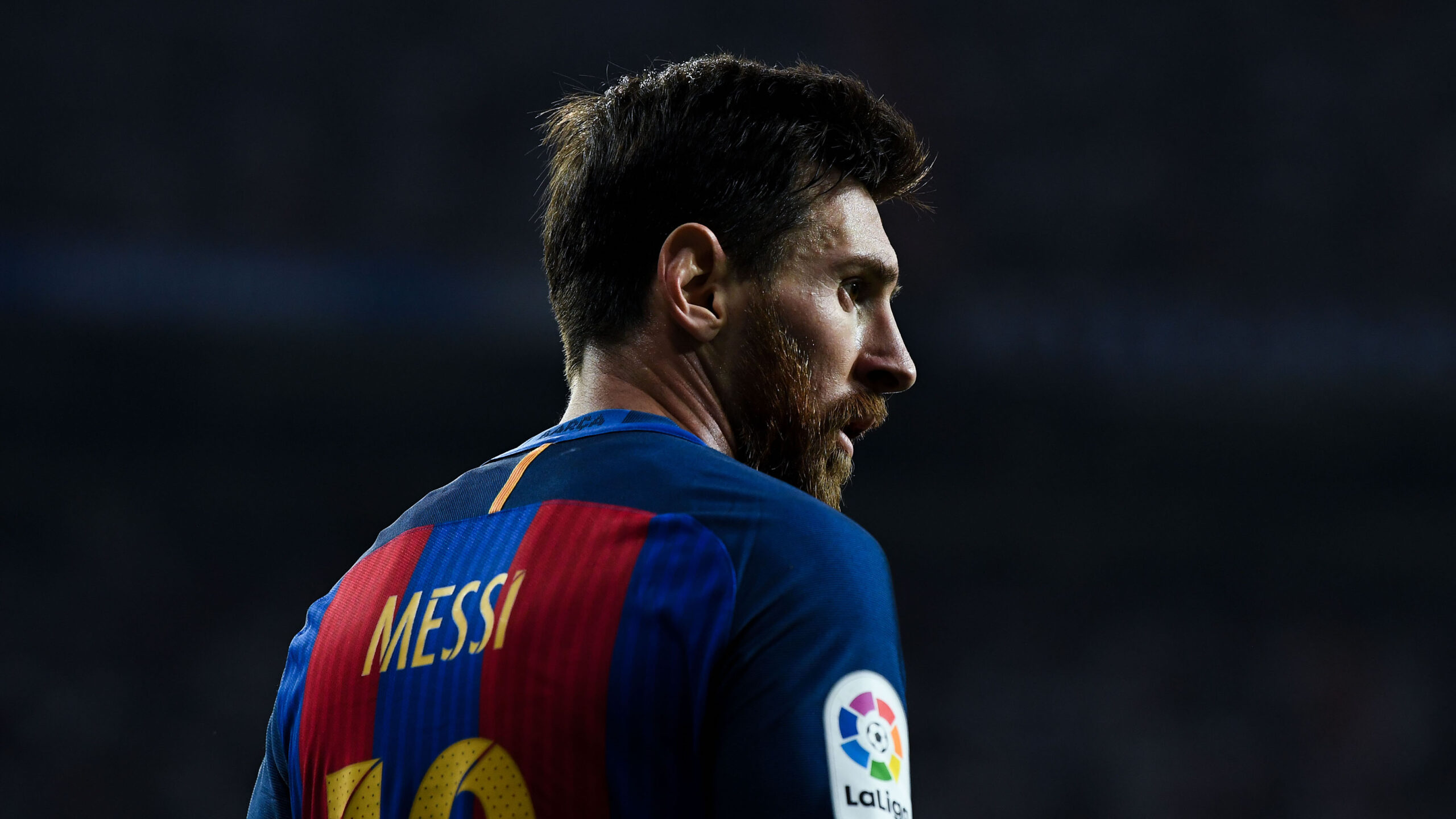 Lionel Messi: Barcelona ‘in contact’ with PSG forward about Nou Camp return