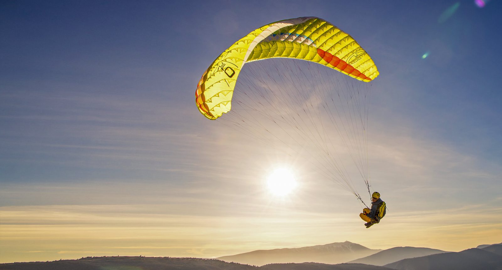 Nationwide ban on paragliding flights