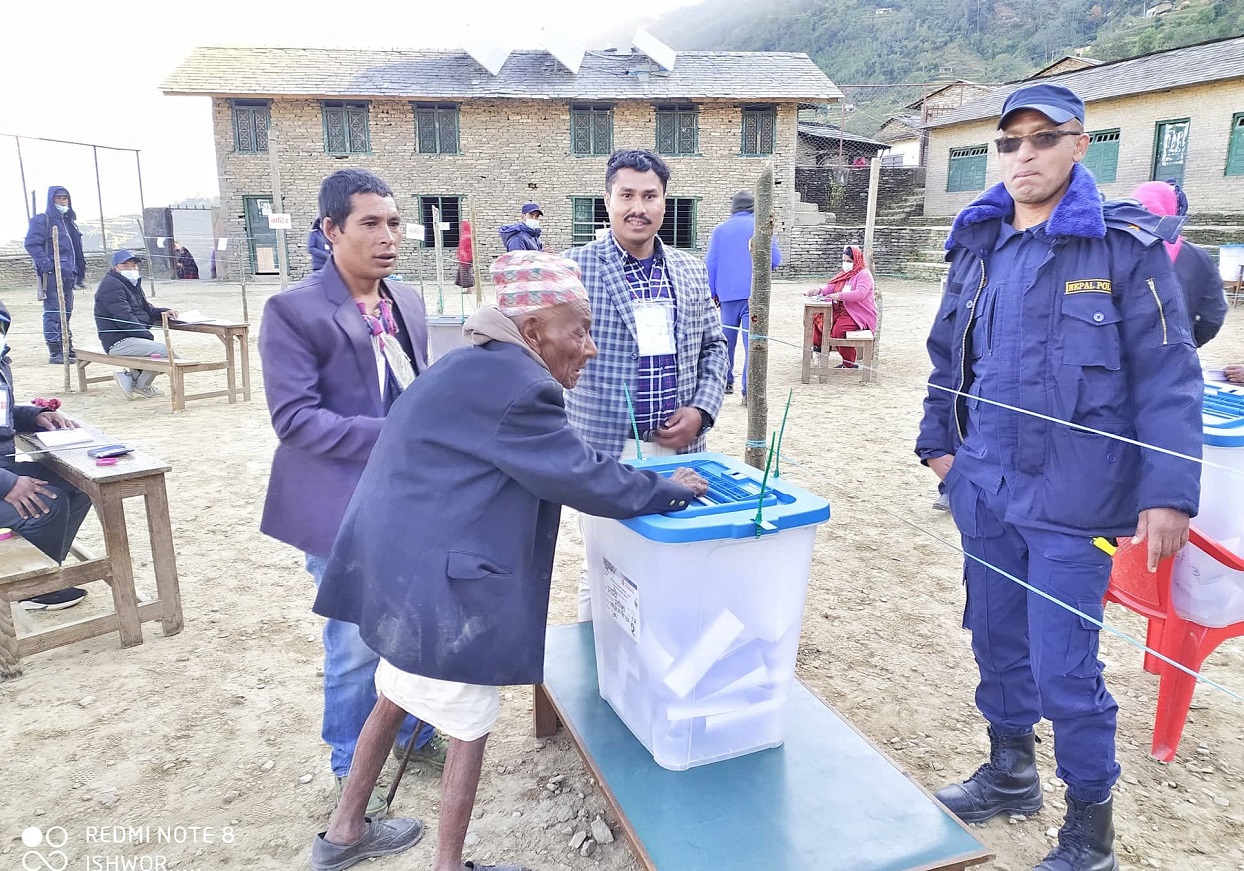 107-year-old Ishwor Bahadur voted in Myagdi