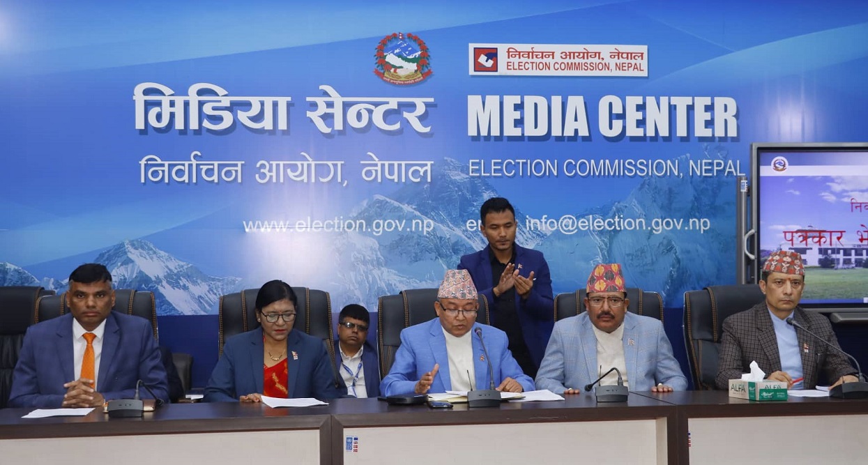 Govt ministers must obtain permission of EC for election campaigning