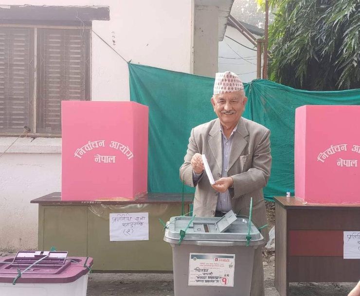 UML Vice Chairperson Surendra Pandey cast his vote