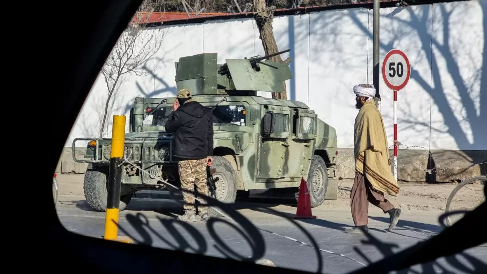 Afghanistan: Taliban bans women from working for NGOs
