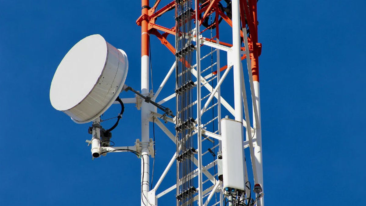 Mobile network abysmal in dozens of villages