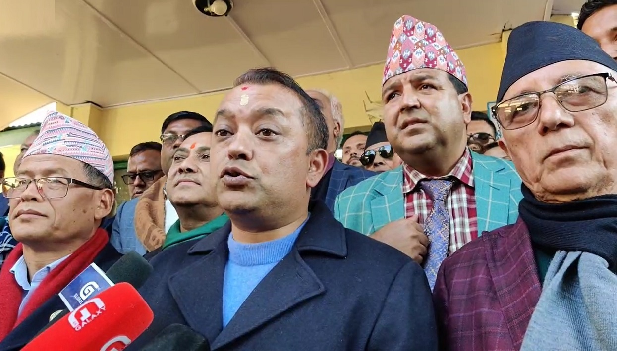 Gagan said to Deuba – make a historic decision to withdraw the candidacy