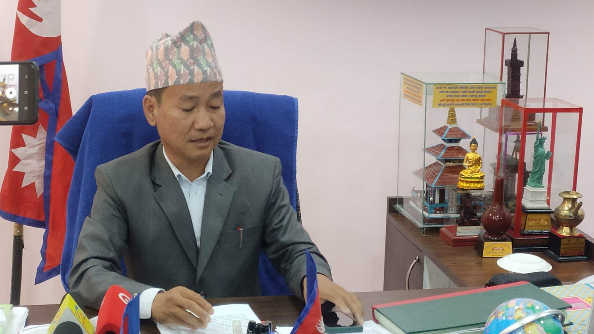 Sampang, mayor of Dharan, expressed his joy at Resham Chaudhary’s release
