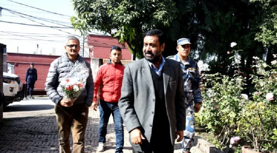 Nidhi, who reached Khumaltar with Deuba’s message, disappointed