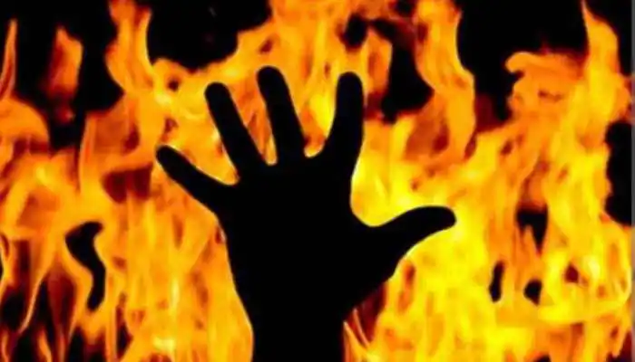 Man sets himself ablaze in Chabahil, 5 family members suffer burns