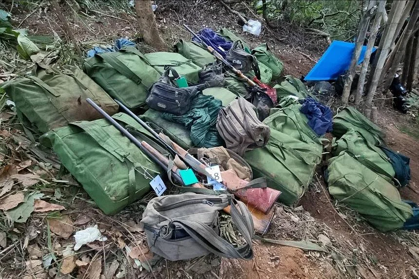 Thai troops kill 6 alleged drug smugglers near Myanmar border