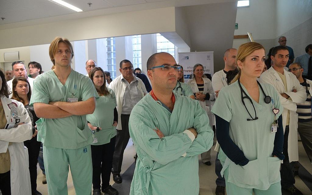 Israeli doctors go on strike over hospital violence