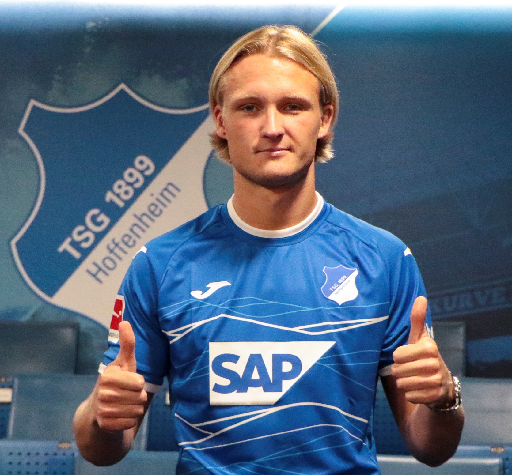 Forward Kasper signed to Hoffenheim