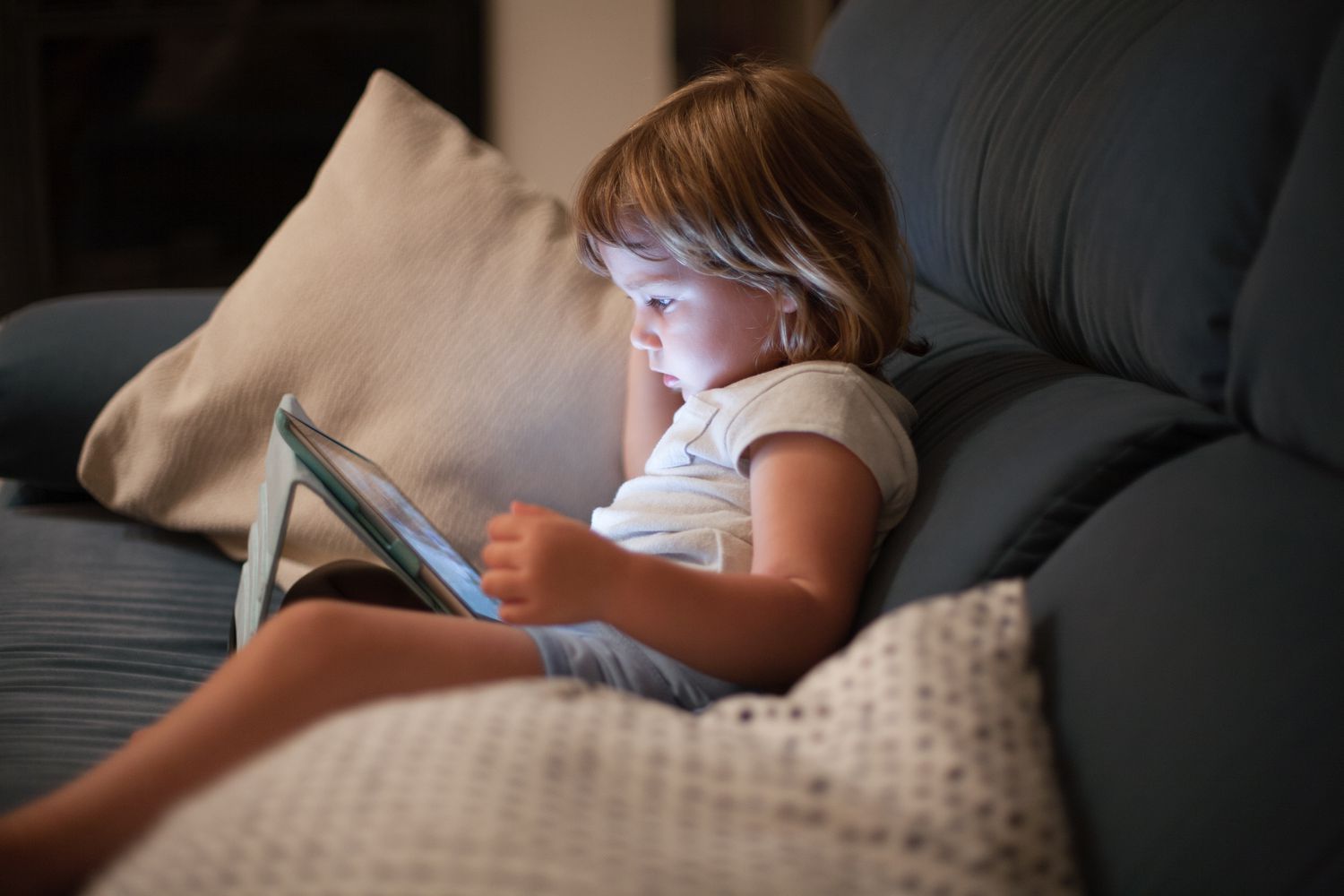 Parents worry over children’s indulgence in digital screens