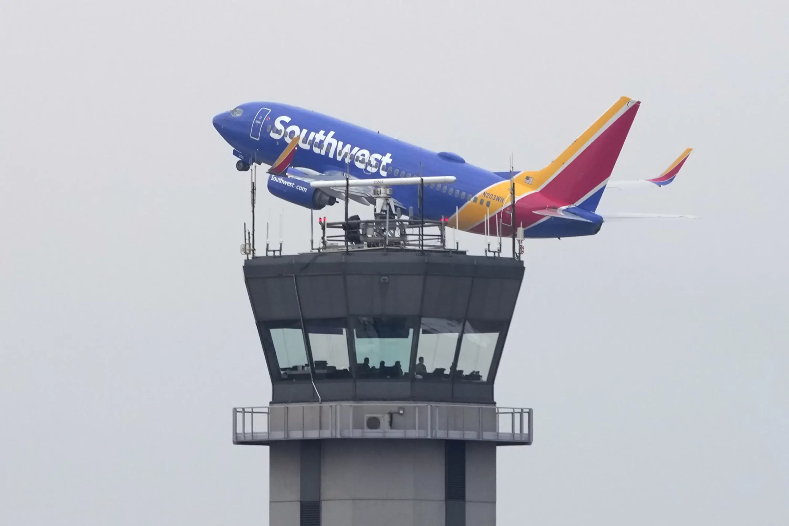 Computer breakdown sows chaos across US air travel system