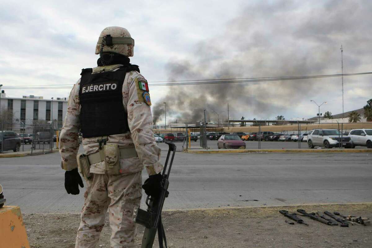 14 killed in Mexico prison attack