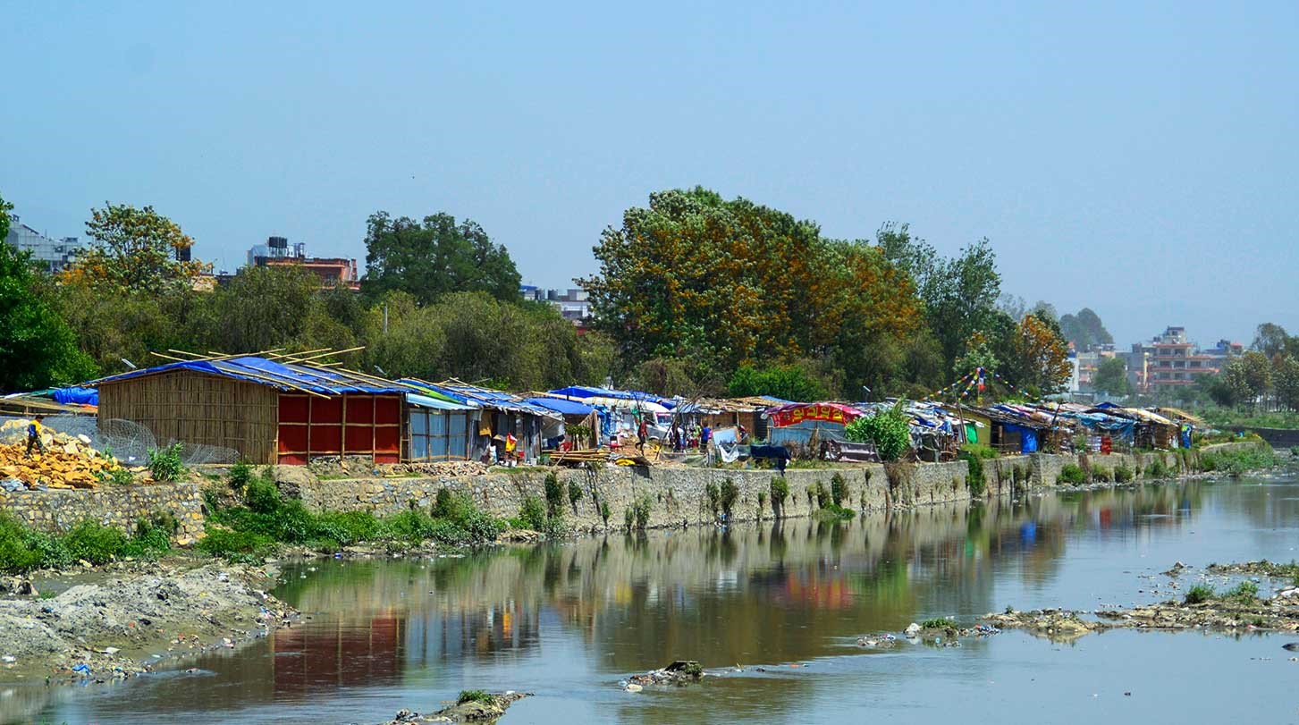 Thapathali squatters ready to leave the settlement