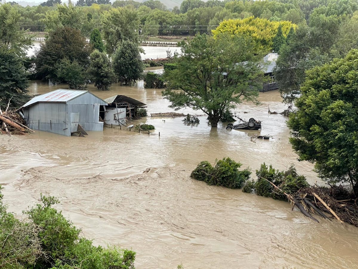 New Zealand reports 8 deaths in wake of cyclone