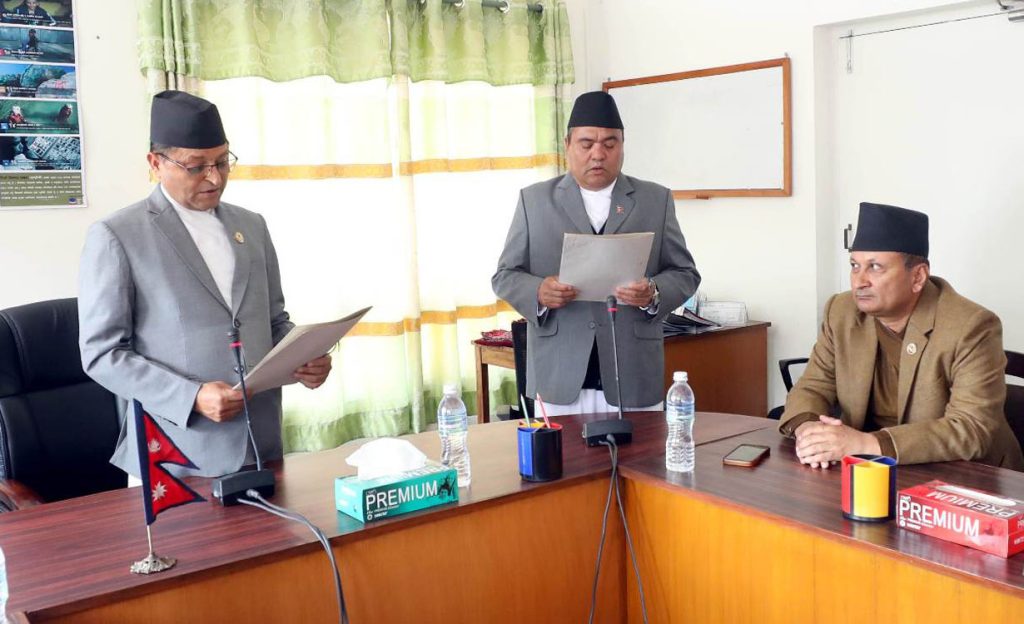 NA member Dasaudi takes oath