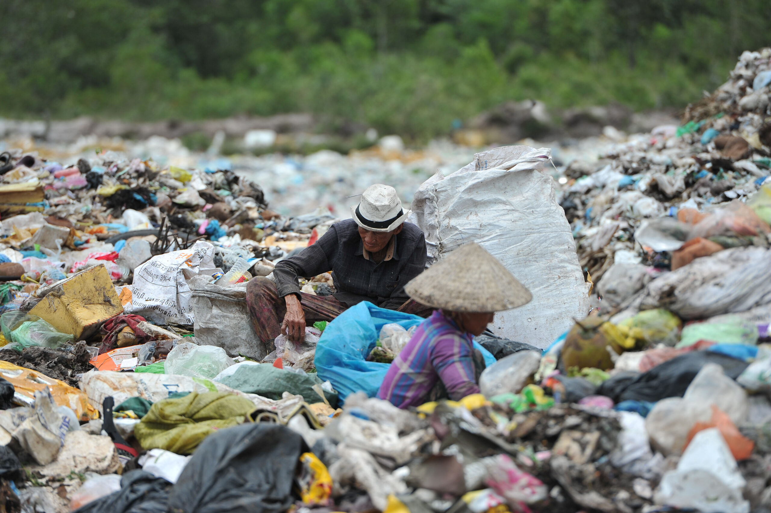 China slaps anti-dumping duties on plastic imports from US, EU, Japan