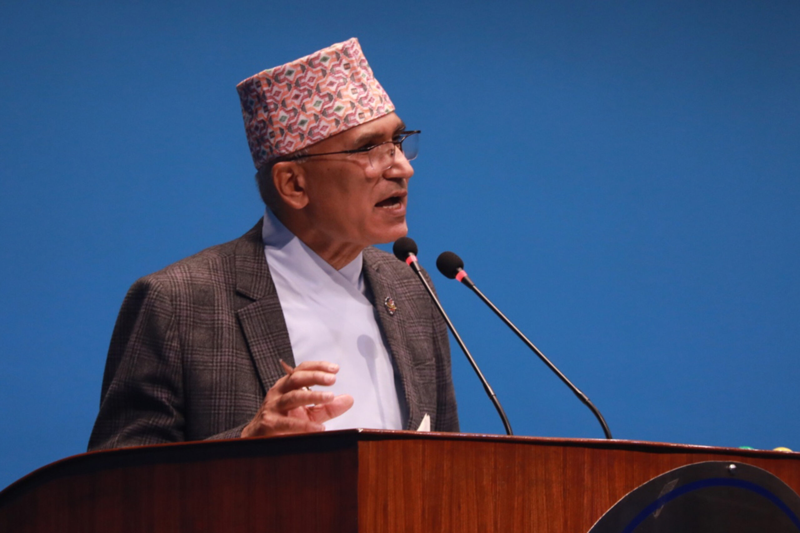 Govt not to propose new project causing extra financial burden