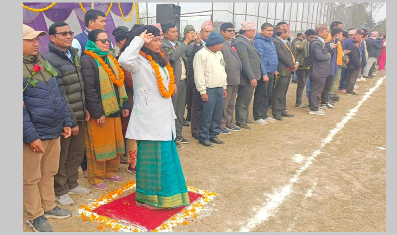 Deputy mayor saluted from red carpet during the event