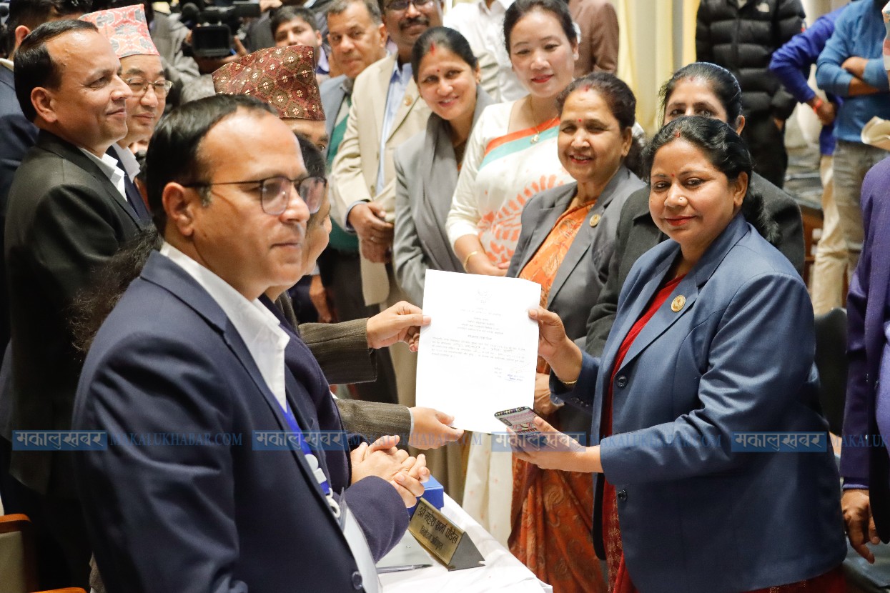 JSP’s Pramila Yadav files candidacy for vice-presidential election (photos included)