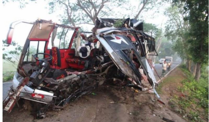 At least 17 killed in Bangladesh bus crash