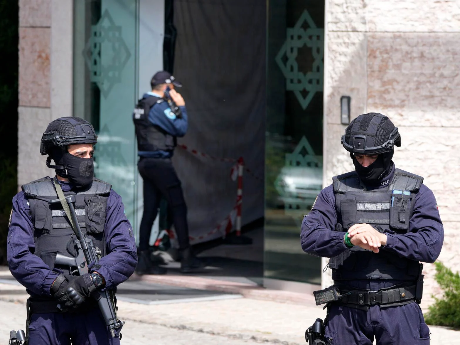 Afghan man kills 2 at Muslim center in Portugal